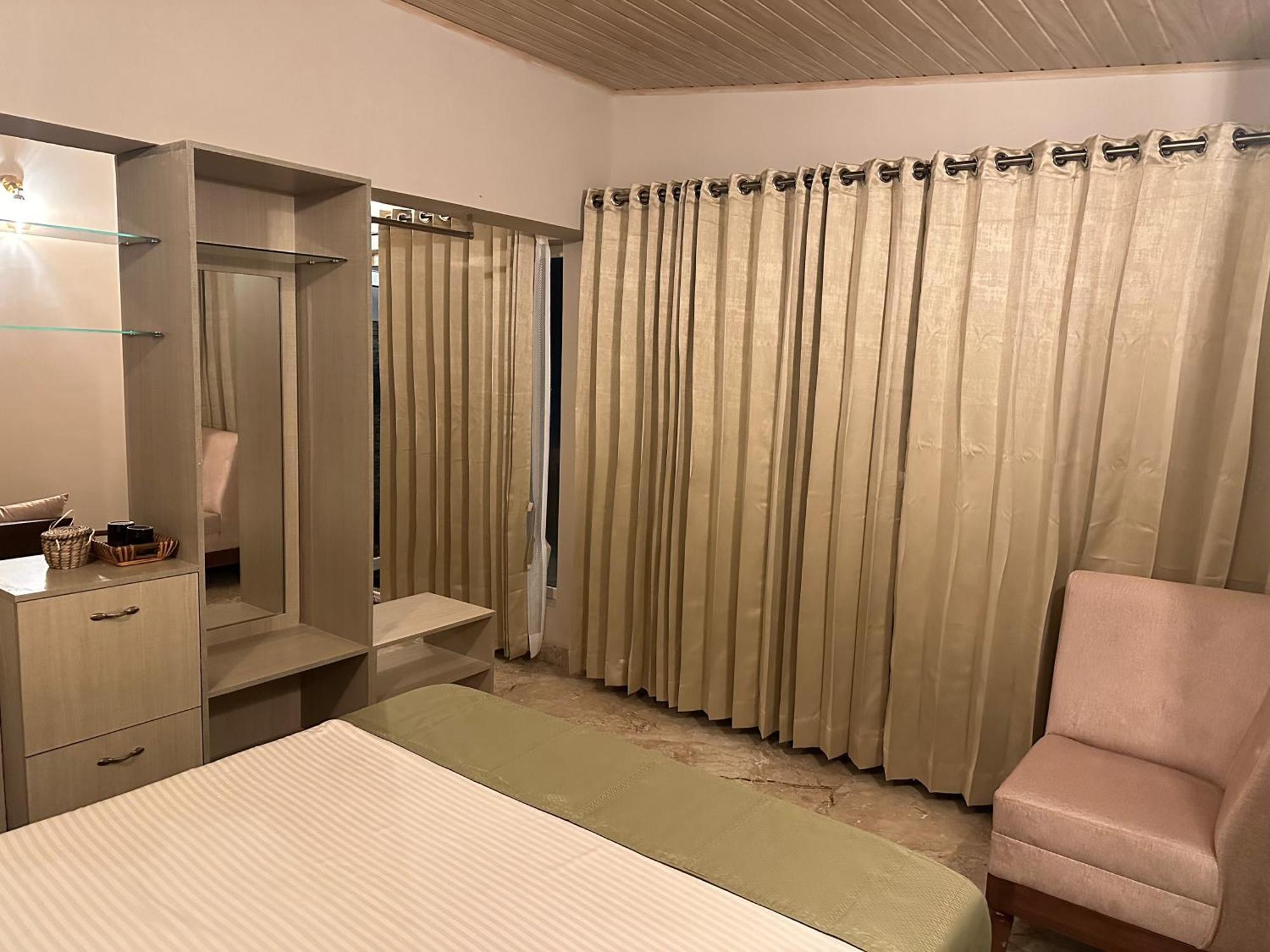 Planters Punch Resort Ooty Exteriör bild